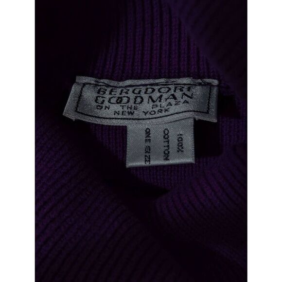 Bergdorf Goodman on the plaza Vintage turtleneck sweater - Picture 4 of 4